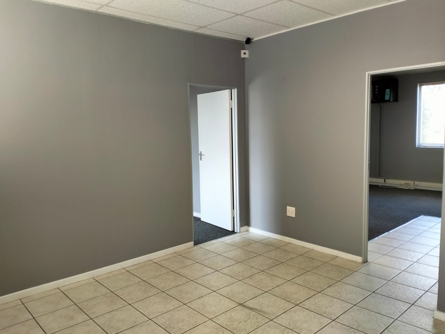 To Let commercial Property for Rent in Durbanville Western Cape